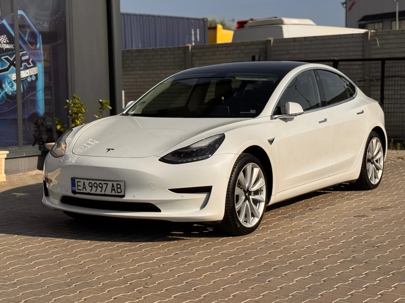 Tesla Model 3 STANDART RANGE PLUS-НОВА БАТЕРИЯ, снимка 5 - Автомобили и джипове - 55385308