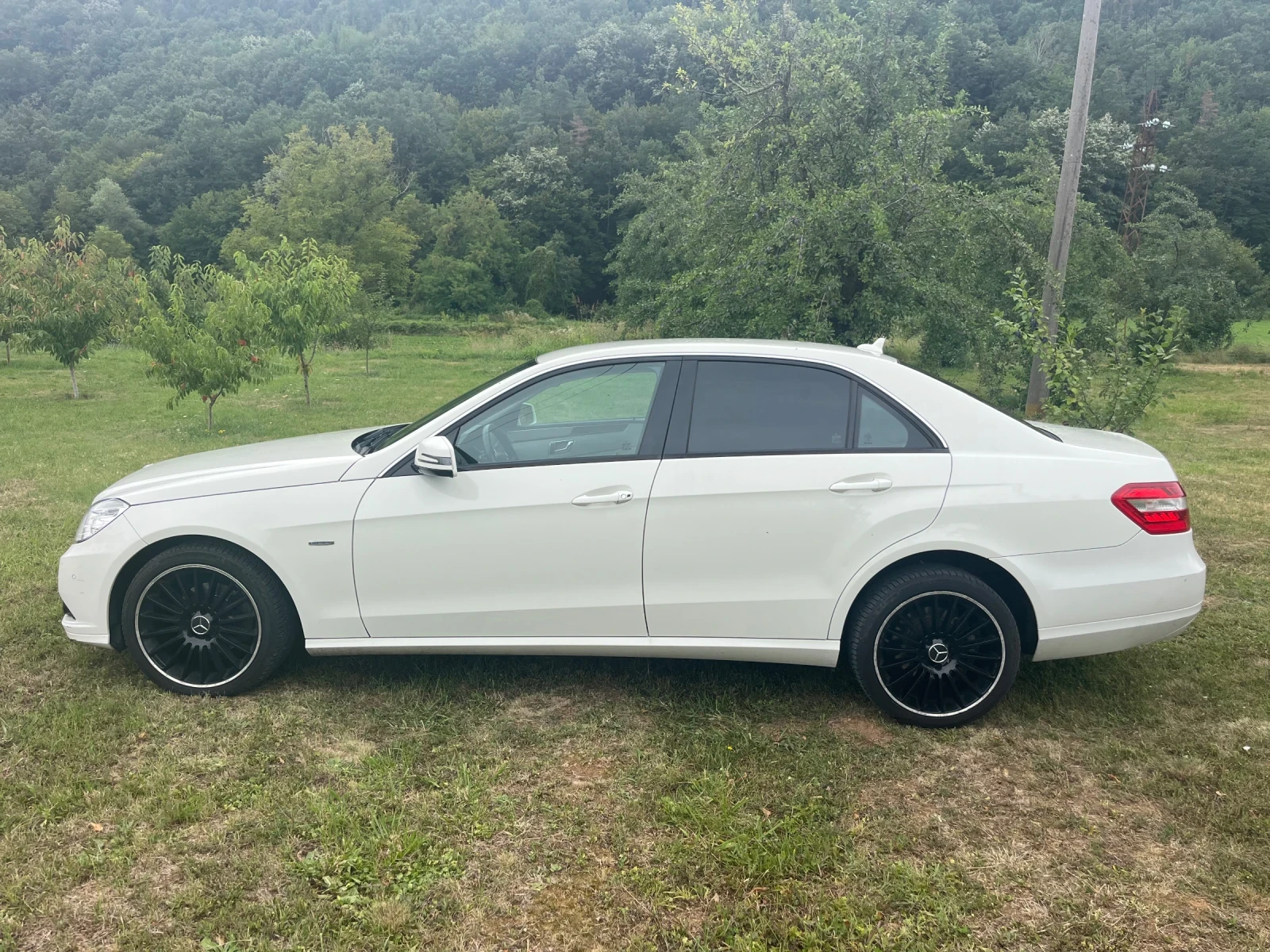 Mercedes-Benz E 200 CDI ТОП СЪСТОЯНИЕ , снимка 8 - Автомобили и джипове - 55436355