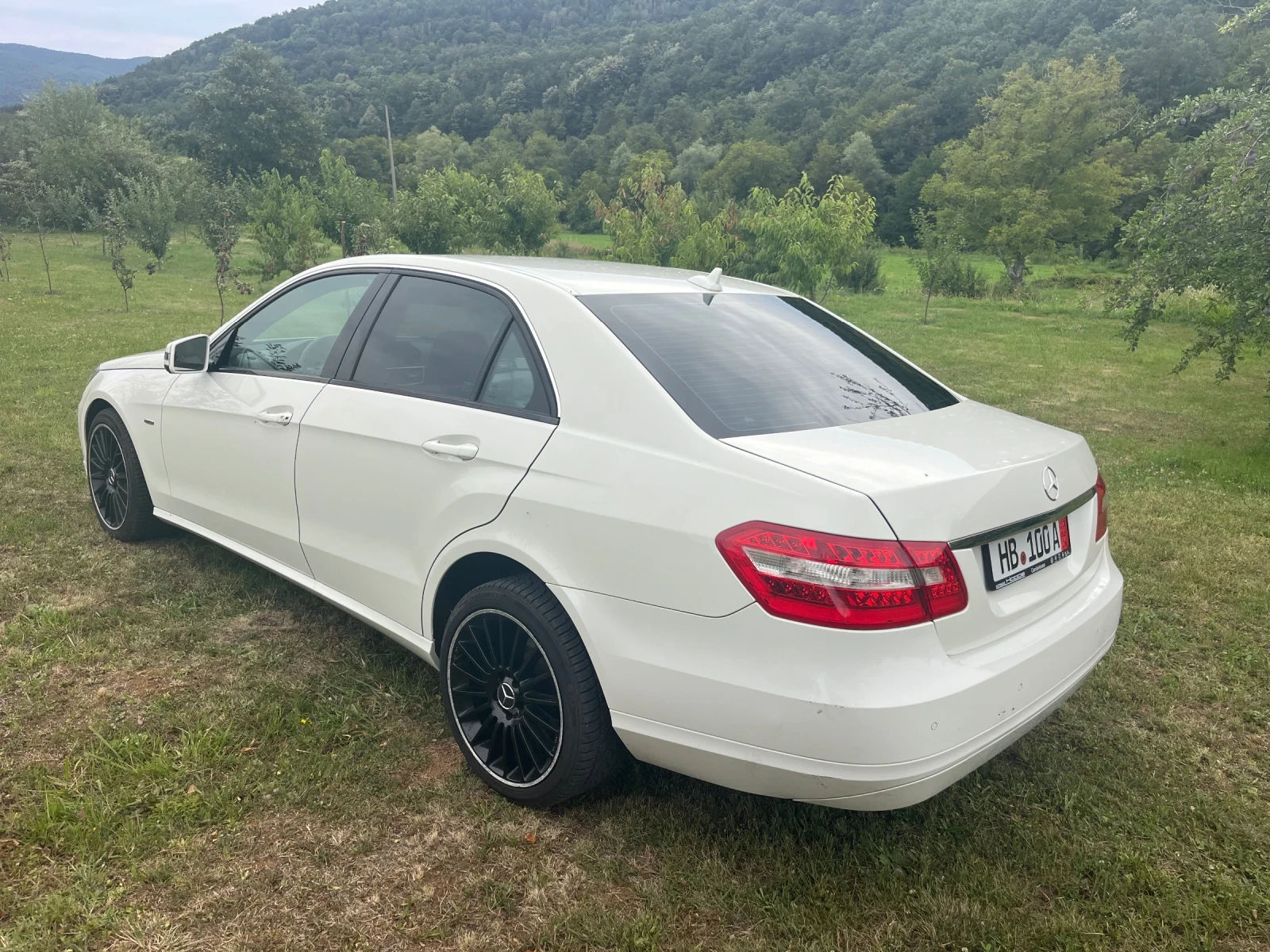Mercedes-Benz E 200 CDI ТОП СЪСТОЯНИЕ , снимка 7 - Автомобили и джипове - 55436355