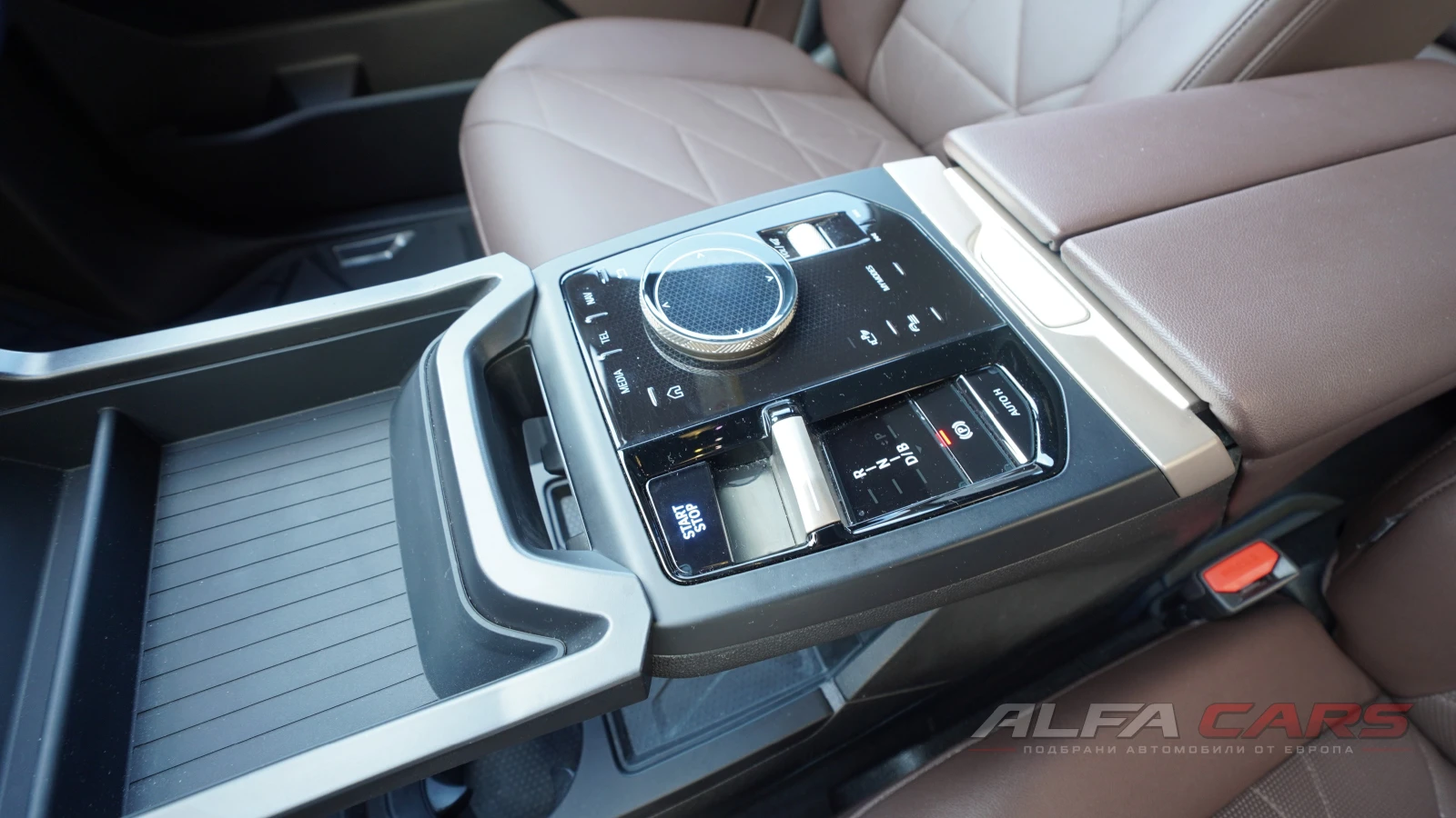 BMW iX 4x4//Headup/SkyLounge/Harman/Laser/M Style | Mobile.bg � ����������� 12