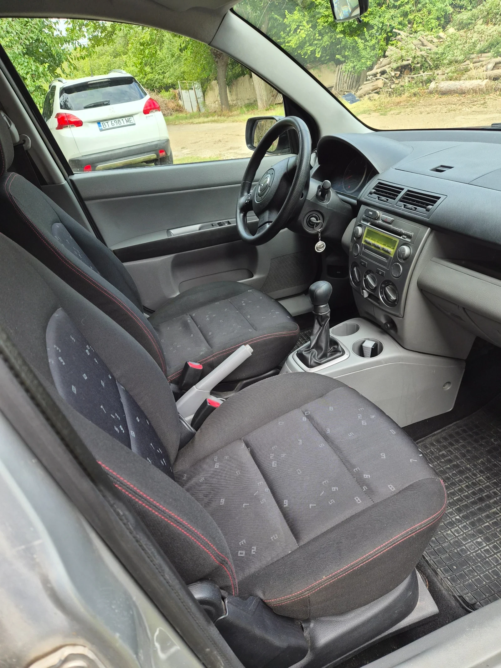Mazda 2, снимка 5 - Автомобили и джипове - 56201301