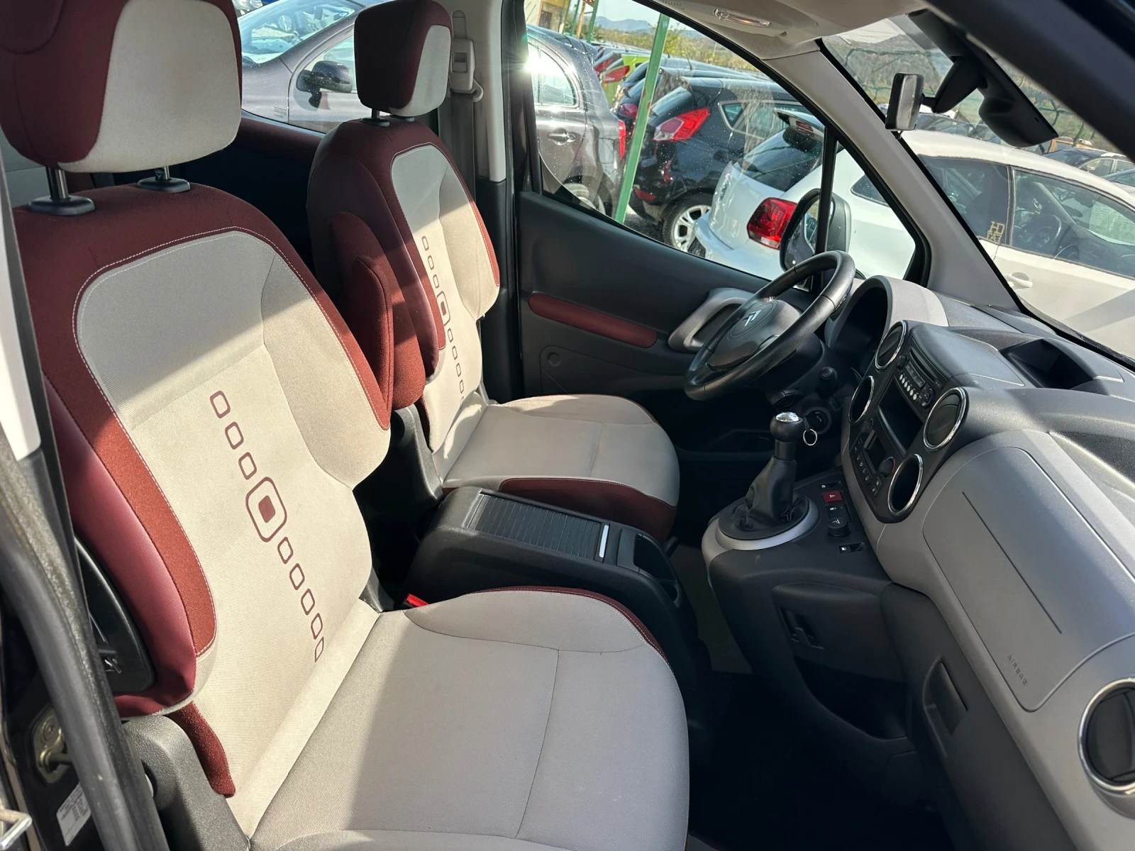 Citroen Berlingo Multispace, снимка 2 - Автомобили и джипове - 56579109