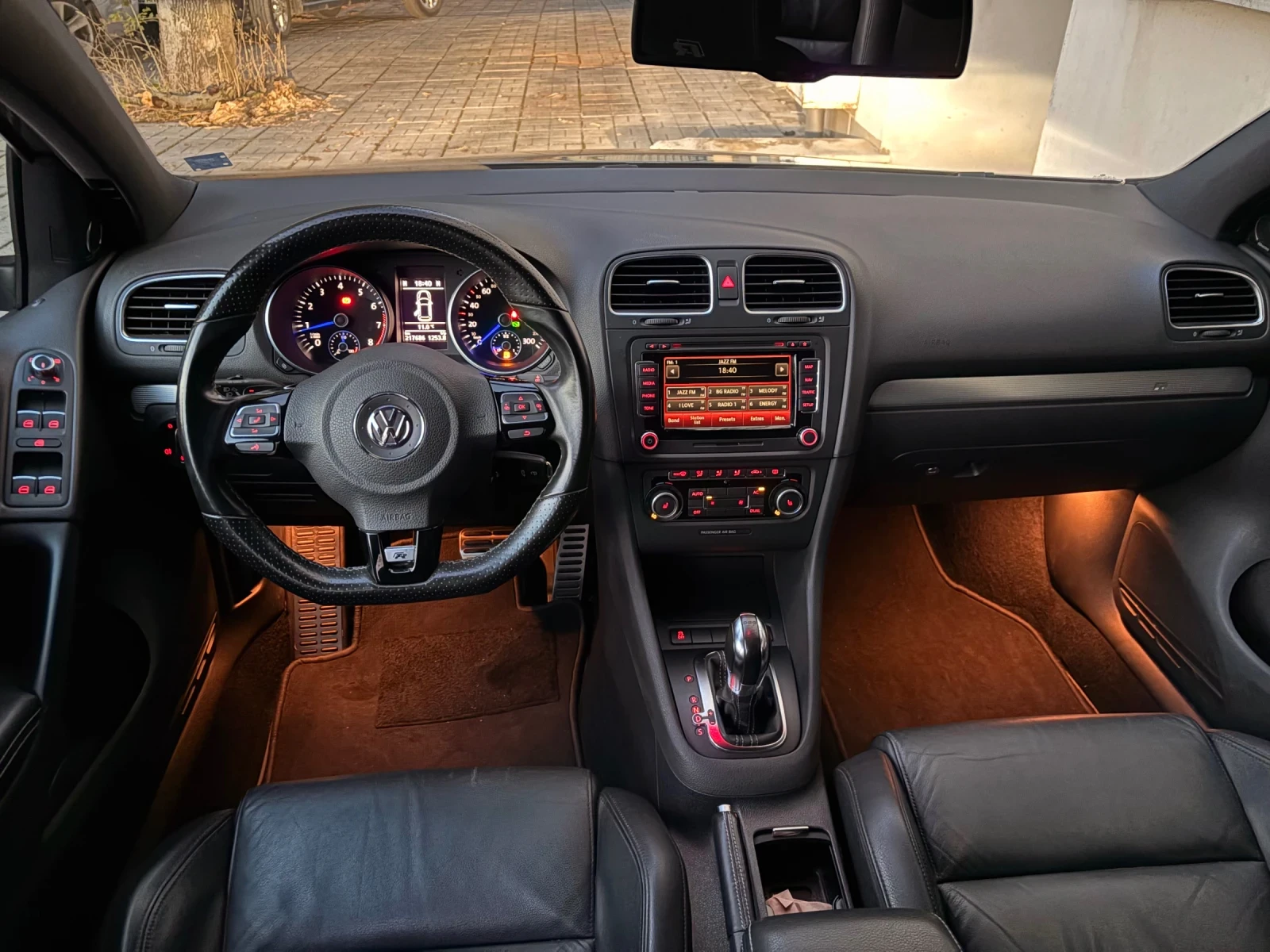 VW Golf 6R, 2.0 turbo, 4x4, снимка 6 - Автомобили и джипове - 56691757