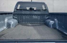 Toyota Hilux 2.8 D-4D / MILD HYBRID / DOUBLE CAB / LED / 4X4 /, снимка 14
