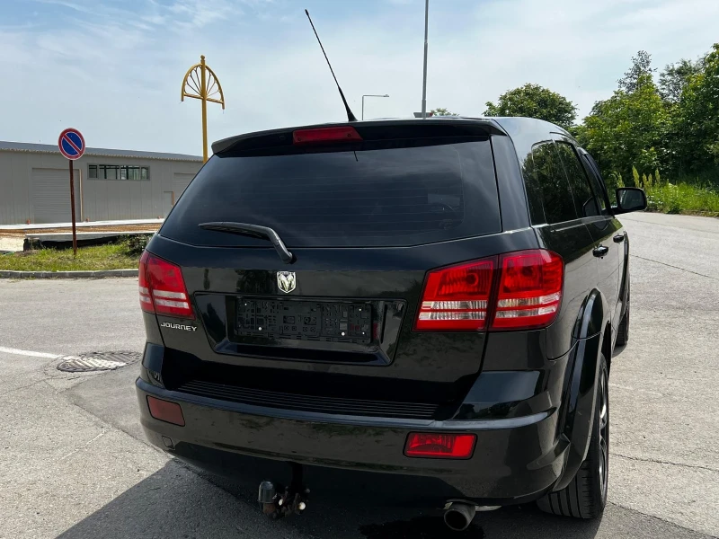 Dodge Journey, снимка 6 - Автомобили и джипове - 47389424