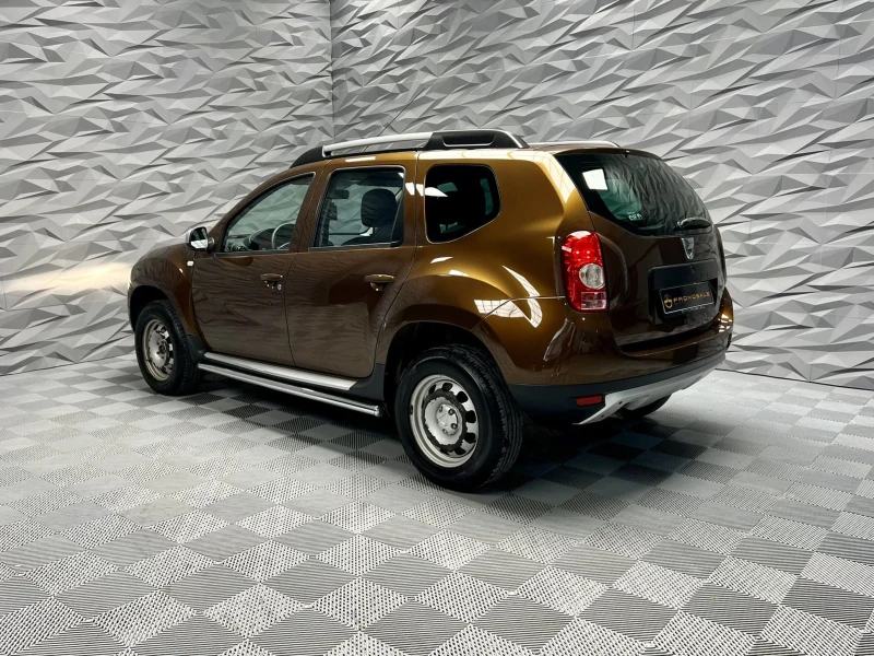 Dacia Duster 1.5 DCI , снимка 5 - Автомобили и джипове - 47581420