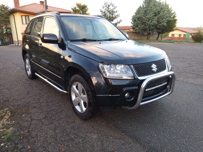 Suzuki Grand vitara 2.0 бензин 4/4 клима, снимка 3 - Автомобили и джипове - 52202644