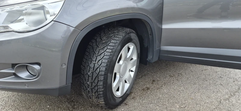 VW Tiguan 2.0TDI 4MOTION, снимка 10 - Автомобили и джипове - 53391877