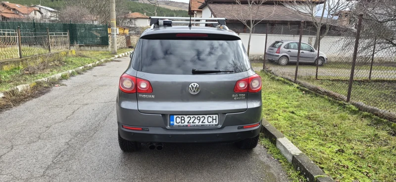 VW Tiguan 2.0TDI 4MOTION, снимка 4 - Автомобили и джипове - 53391877