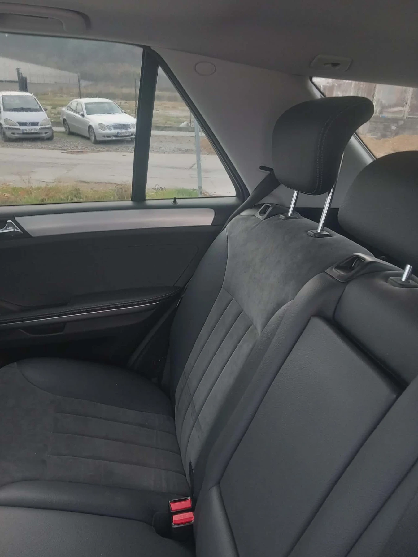 Mercedes-Benz ML 320  - изображение 2