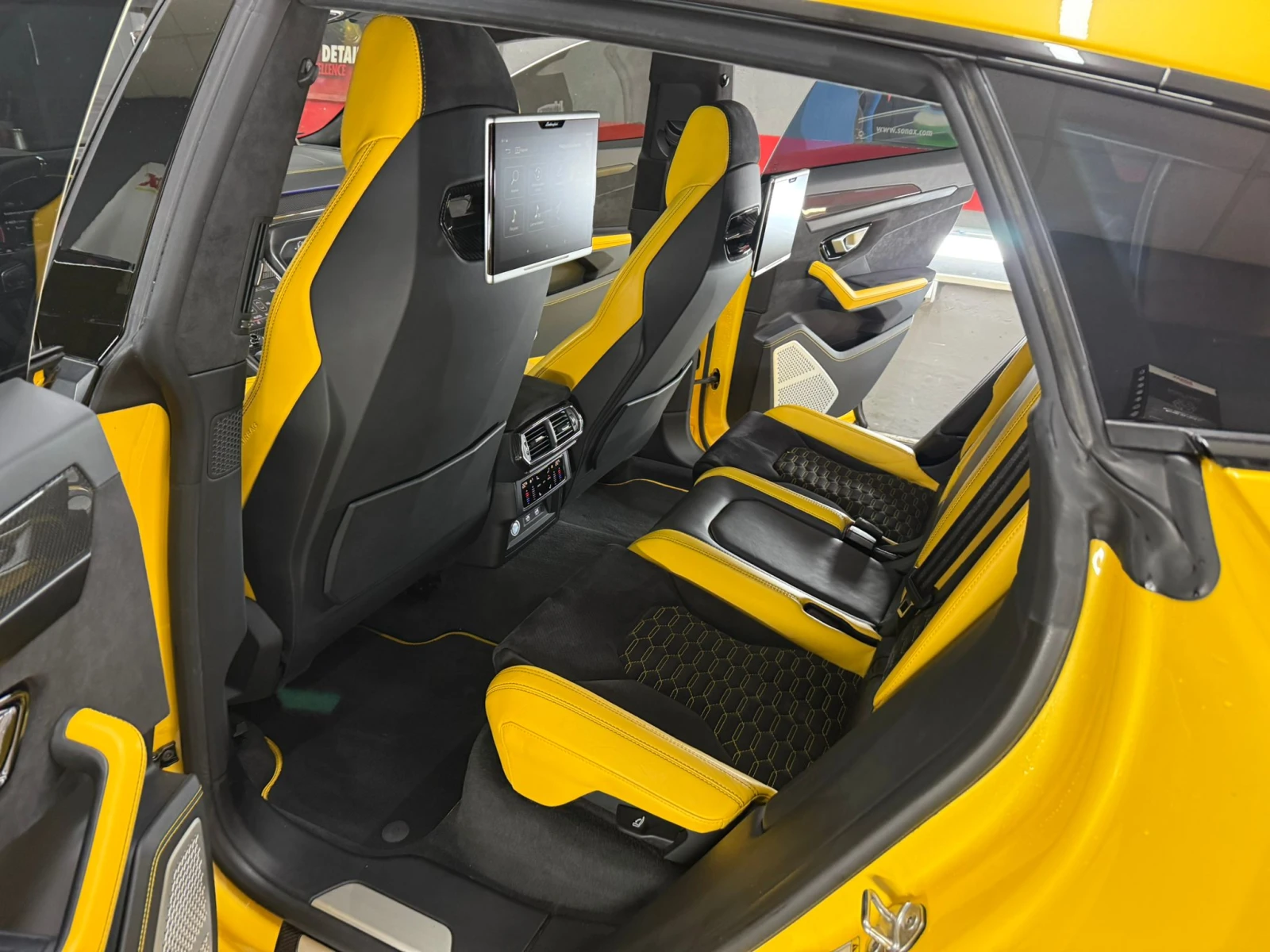 Lamborghini Urus Perfomante Full Carbon | Mobile.bg � ����������� 13