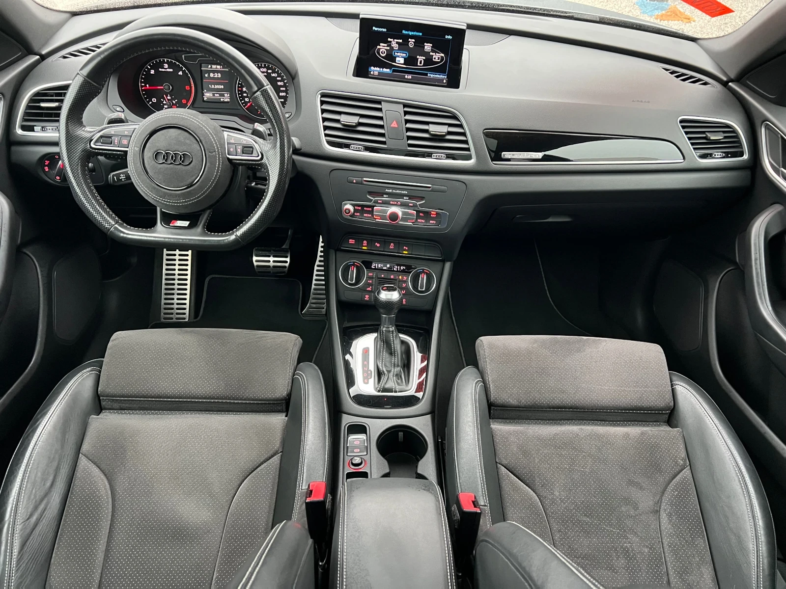 Audi Q3 2.0TDI* AUT* 100%km* 184ks* PANORAMA* FASE* FULL* , снимка 13 - Автомобили и джипове - 53738283
