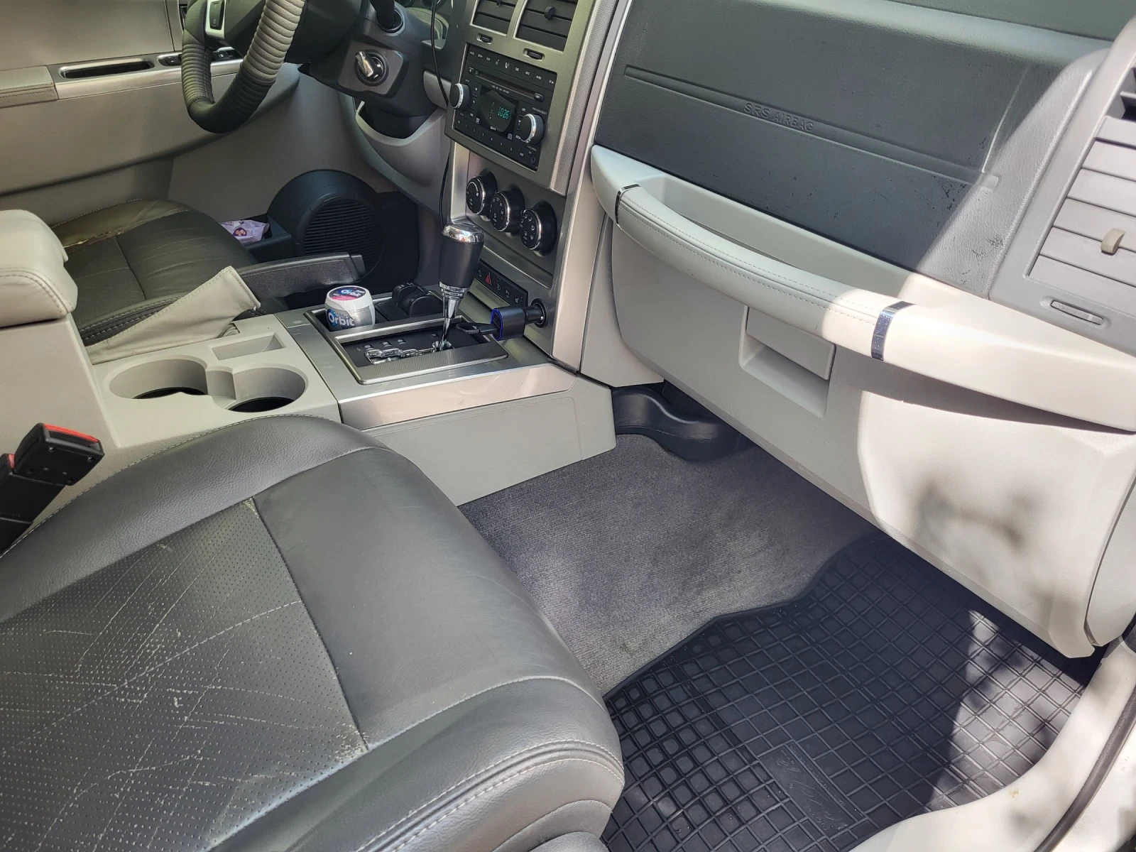 Jeep Cherokee 2.8 CDI - ТОП, снимка 15 - Автомобили и джипове - 54254402