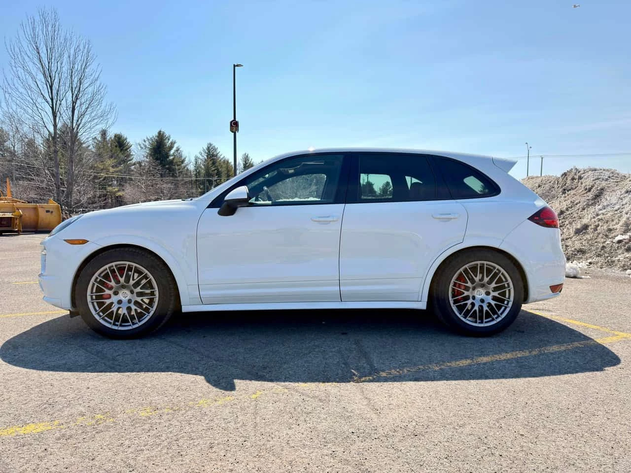 Porsche Cayenne * GTS * CARFAX * ПАНО * ОБДУХВАНЕ * ALCANTARA, снимка 2 - Автомобили и джипове - 54303091