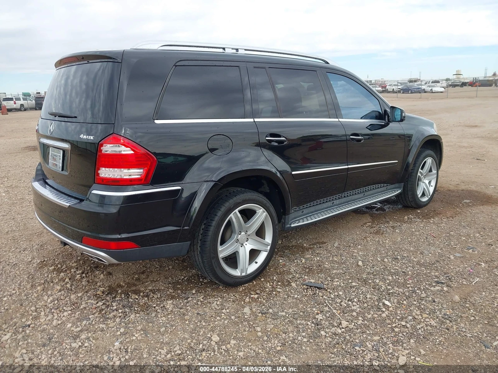 Mercedes-Benz GL 500 AMG* 4MATIC* Панорама* TV, снимка 4 - Автомобили и джипове - 54452026