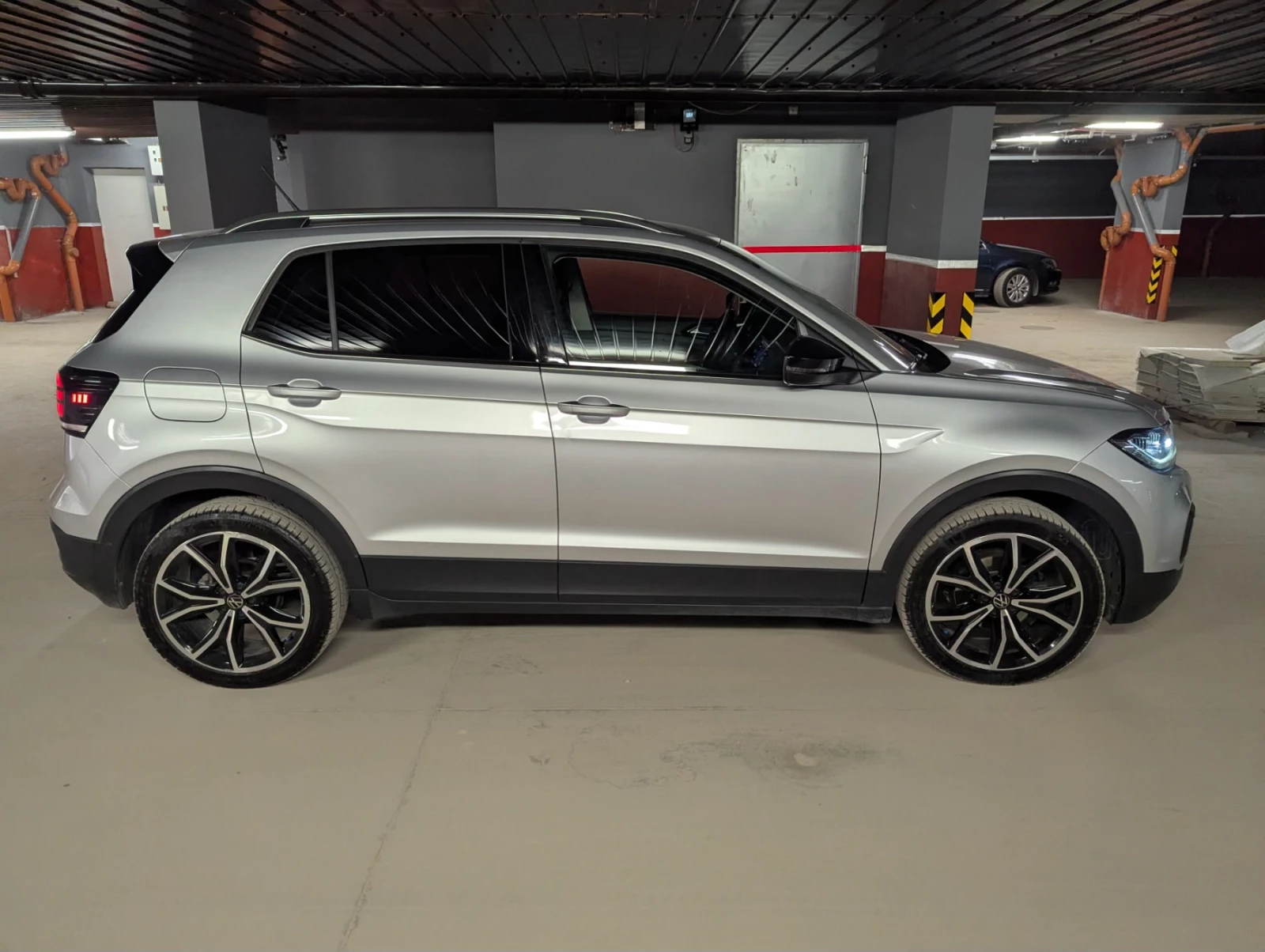 VW T-Cross 1.0 TSI OPF DSG, снимка 4 - Автомобили и джипове - 54761075