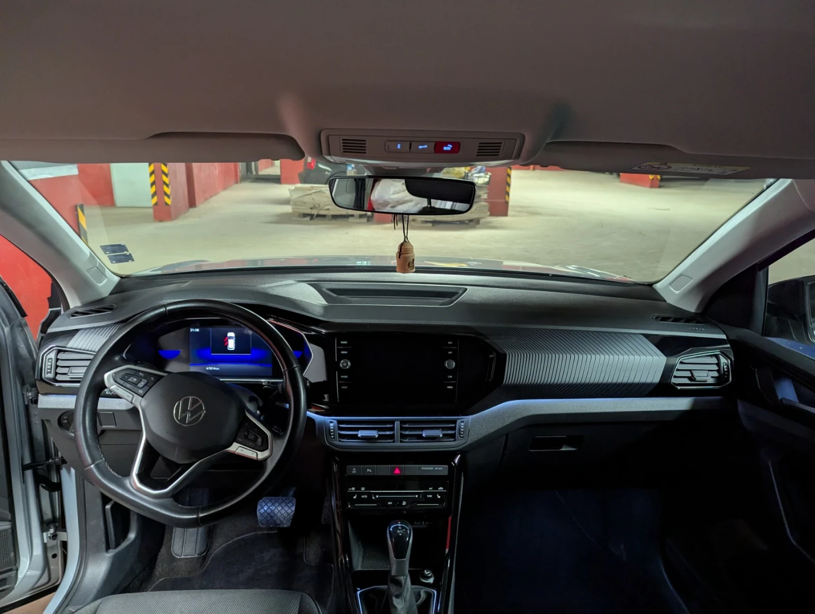 VW T-Cross 1.0 TSI OPF DSG, снимка 13 - Автомобили и джипове - 54761075