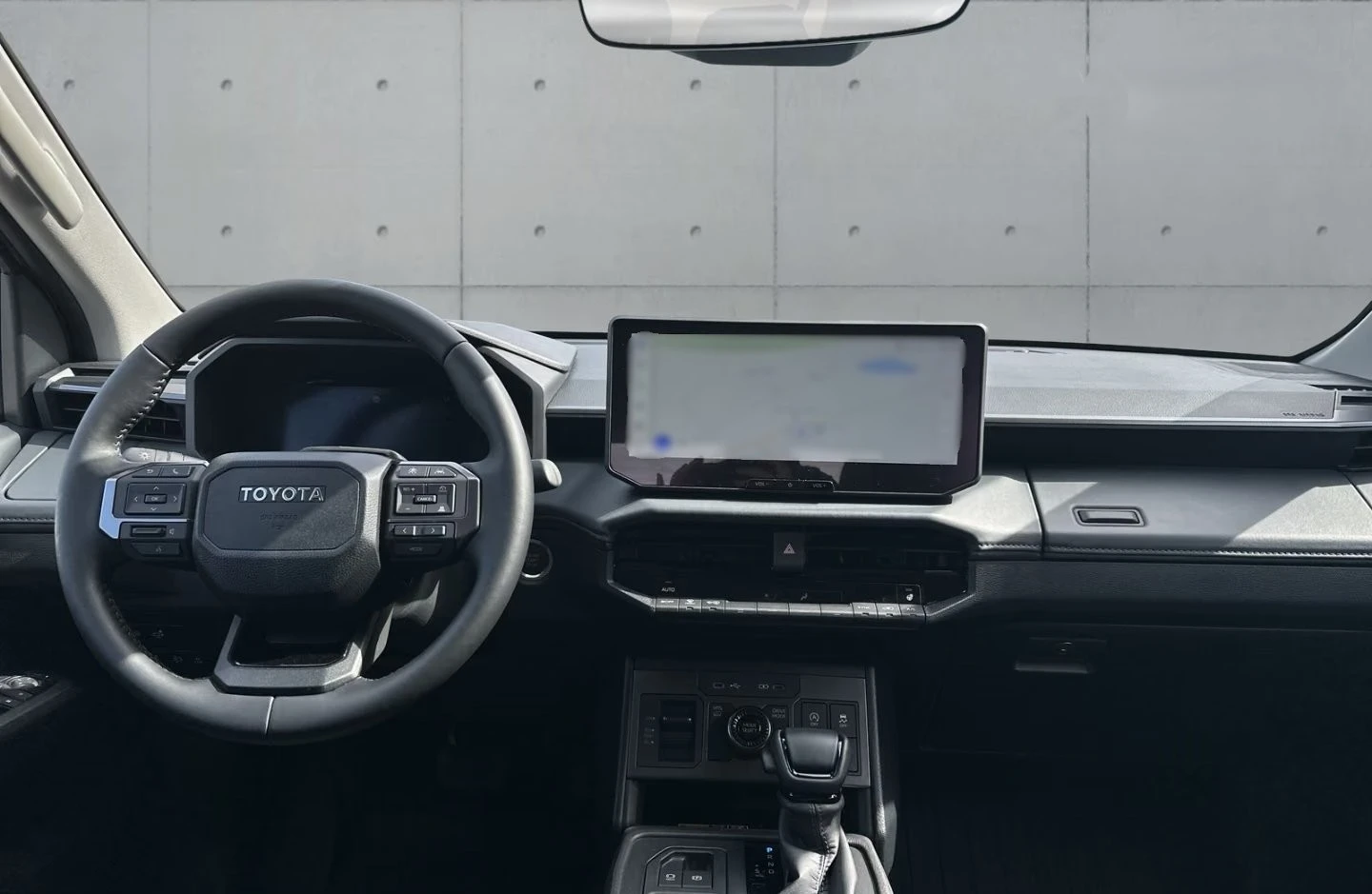 Toyota Hilux 2.8 D-4D / MILD HYBRID / DOUBLE CAB / LED / 4X4 / | Mobile.bg � ����������� 10