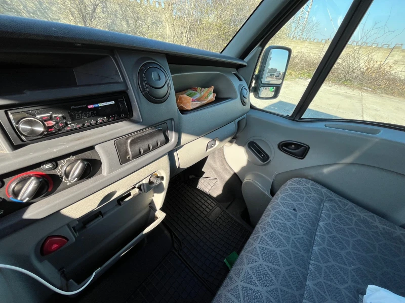 Renault Master 120 DCI, снимка 8 - Бусове и автобуси - 49589769