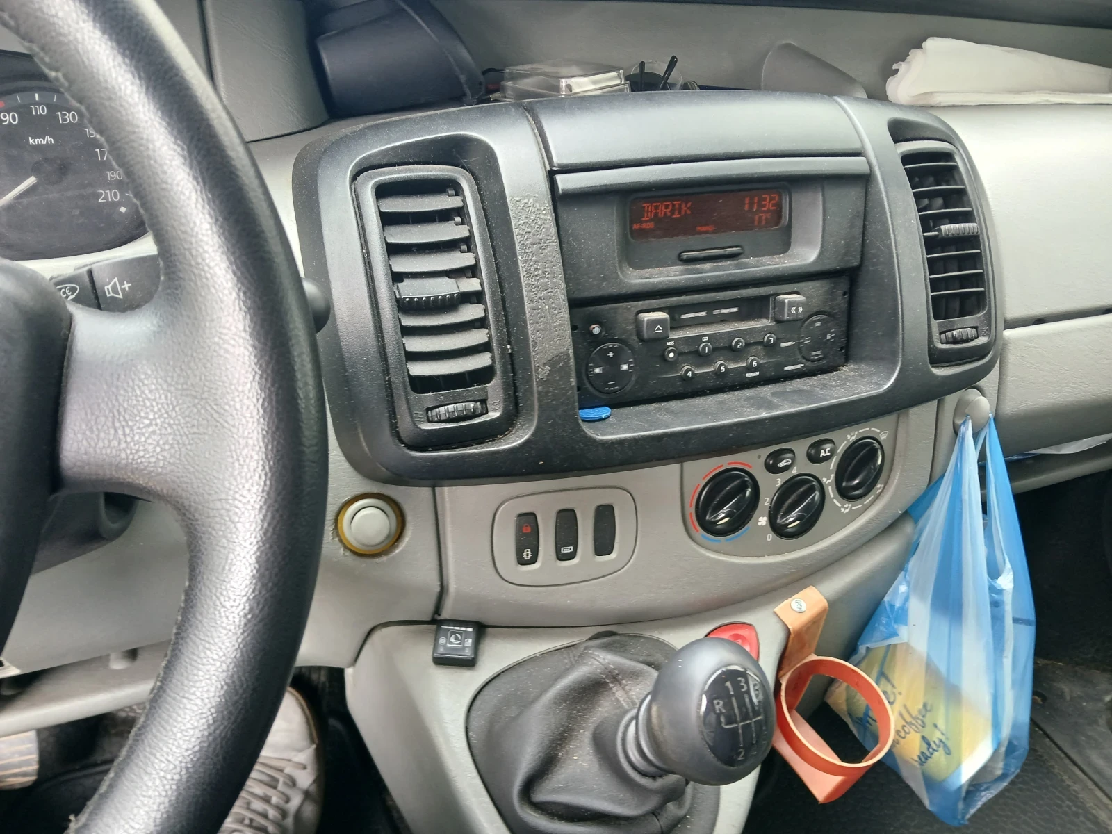 Renault Trafic Бензин Газ  - изображение 7