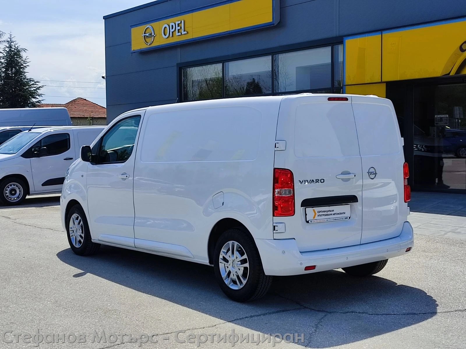 Opel Vivaro Cargo M INNOVATION 2.0 Diesel (150hp) MT6 - изображение 6