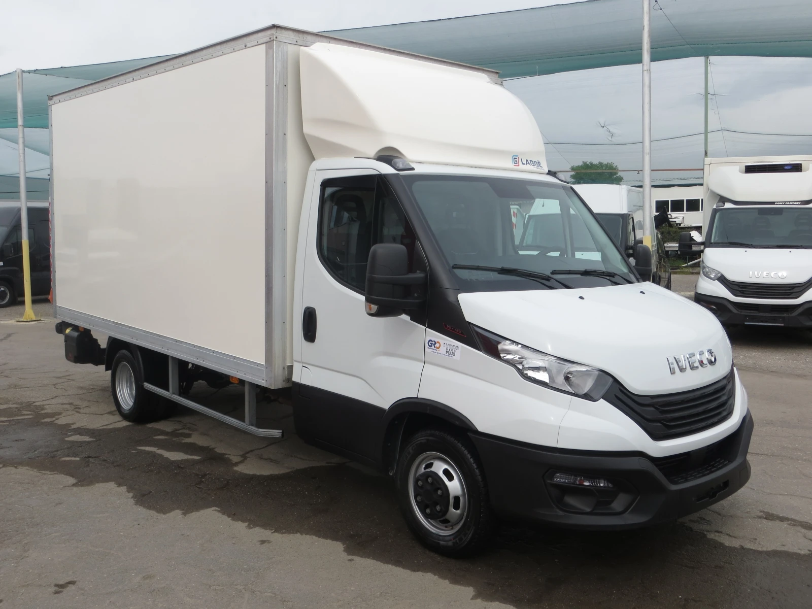 Iveco Daily 35C16 3.0 ФУРГОН С ПАДАЩ БОРД, снимка 6 - Бусове и автобуси - 54464731