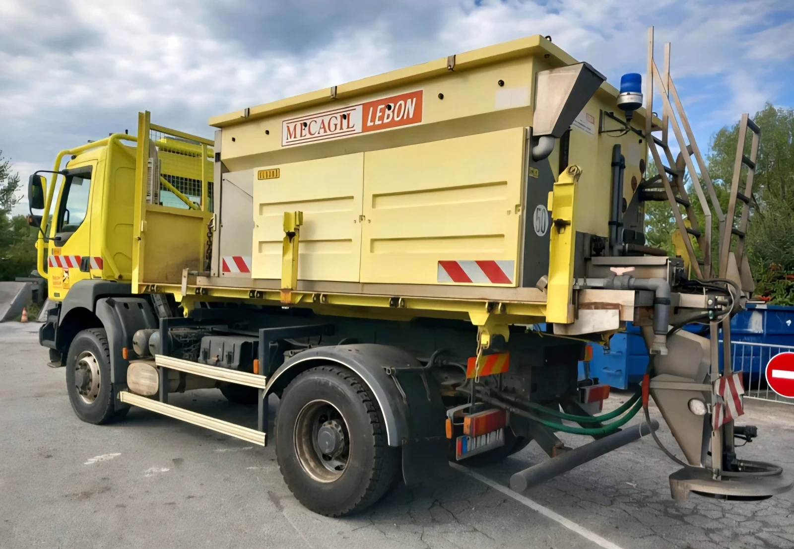 Renault Kerax 370 dci самосвал снегорин 4х4  - изображение 3
