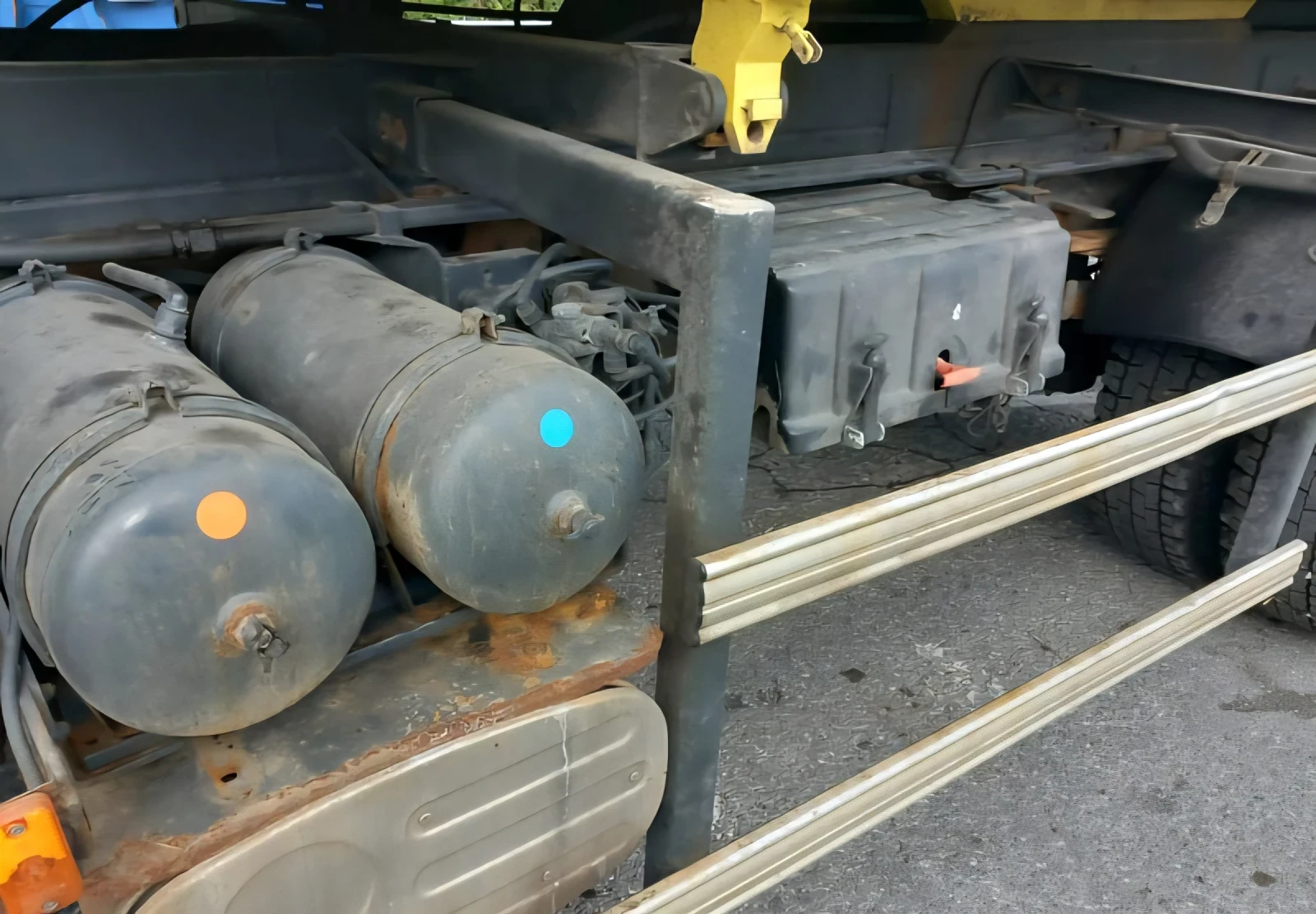 Renault Kerax 370 dci самосвал снегорин 4х4  - изображение 6