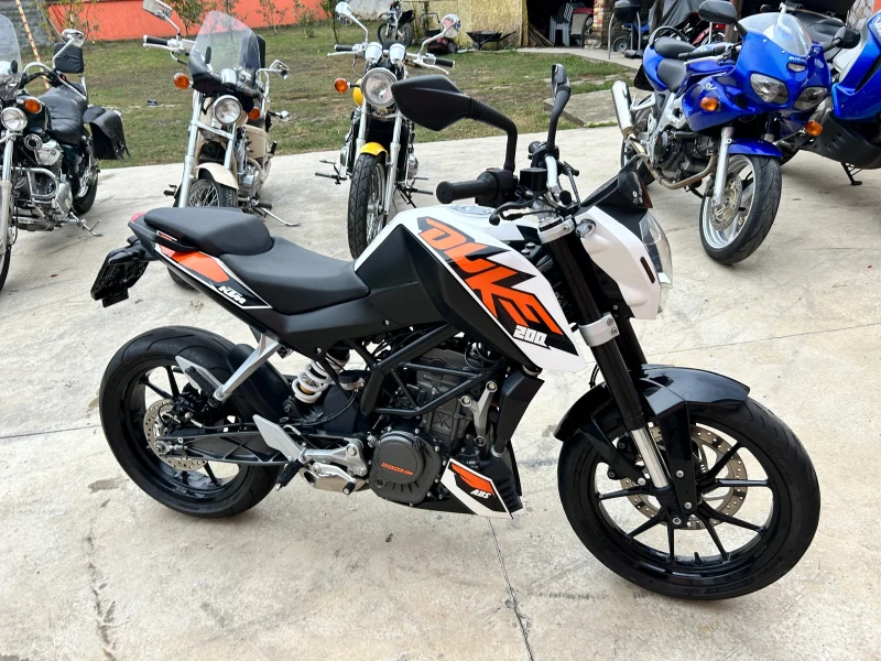 Ktm Duke 200, снимка 2 - Мотоциклети и мототехника - 47430036