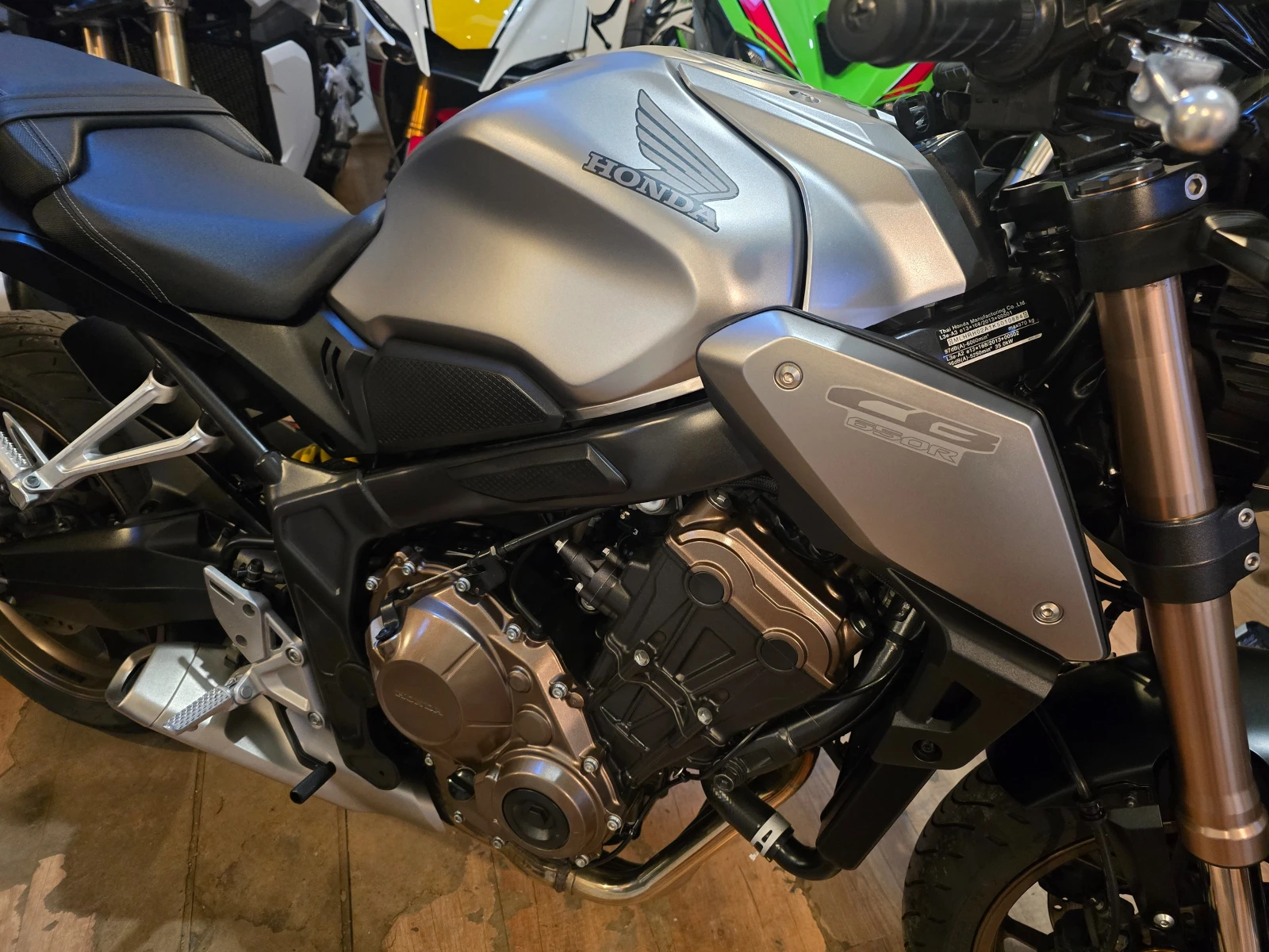 Honda Cb 650R - изображение 8