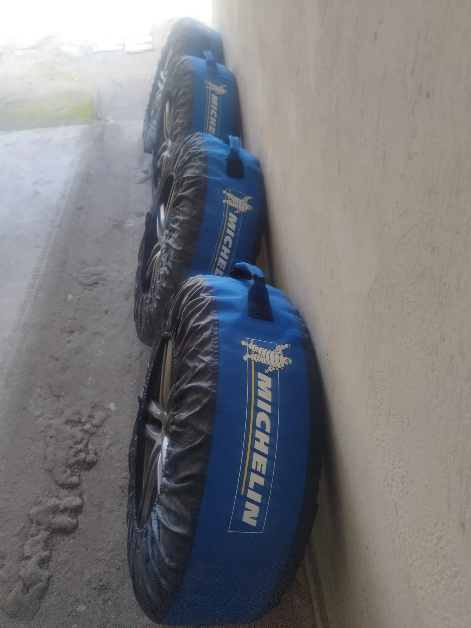 Гуми с джанти Kormoran 225/60R18