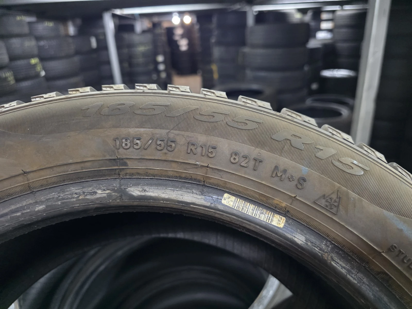 Гуми Зимни 185/55R15, снимка 7 - Гуми и джанти - 56664394