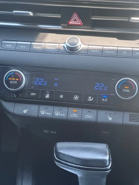 Hyundai Elantra CN7 2.0, снимка 10
