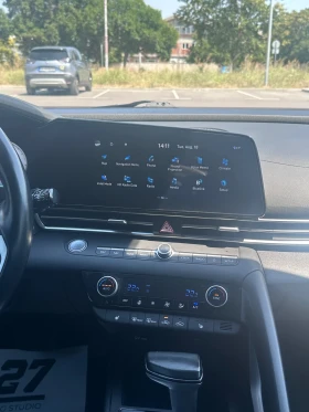 Hyundai Elantra CN7 2.0, снимка 11