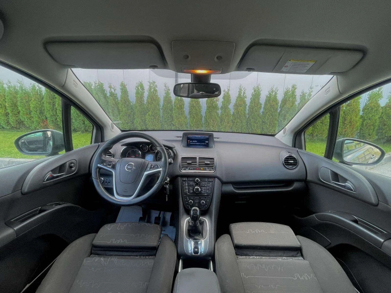 Opel Meriva 1.7 CDTI, снимка 9 - Автомобили и джипове - 47695013