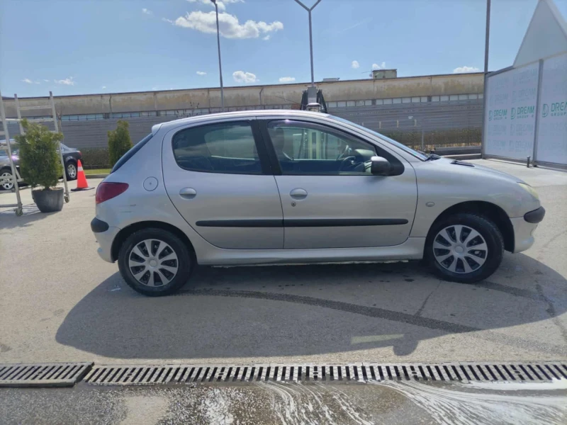 Peugeot 206 1.4 hdi, снимка 4 - Автомобили и джипове - 48056501