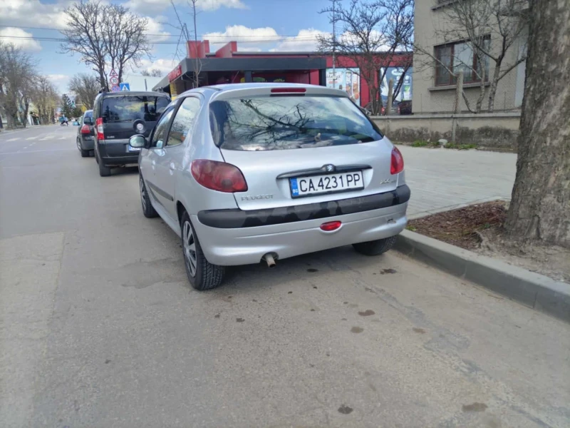 Peugeot 206 1.4 hdi, снимка 12 - Автомобили и джипове - 48056501