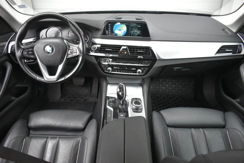 BMW 530, снимка 8 - Автомобили и джипове - 50088574