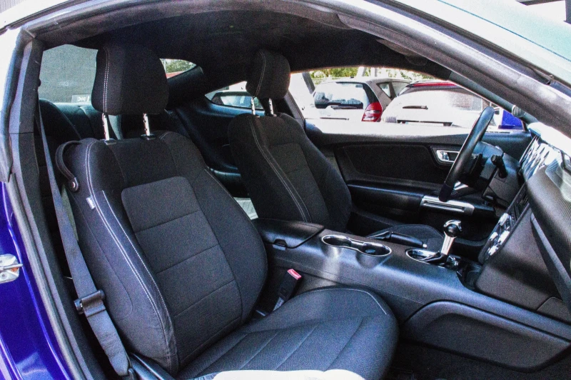 Ford Mustang, снимка 9 - Автомобили и джипове - 51366773