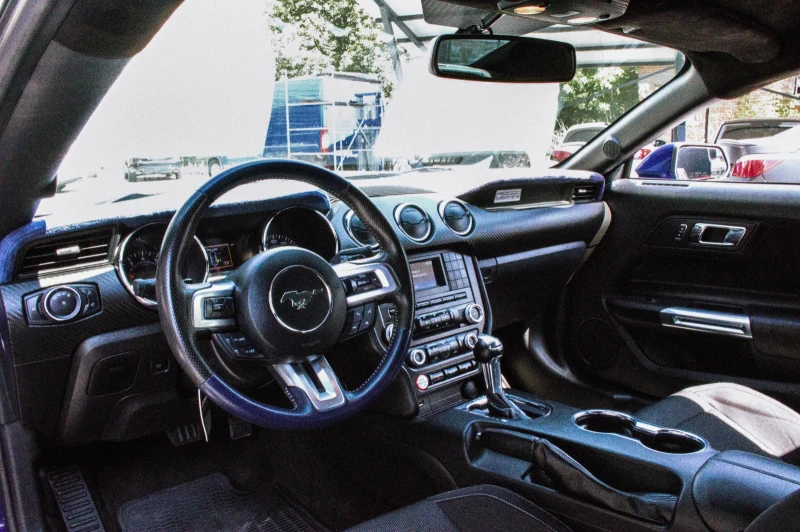 Ford Mustang, снимка 10 - Автомобили и джипове - 51366773