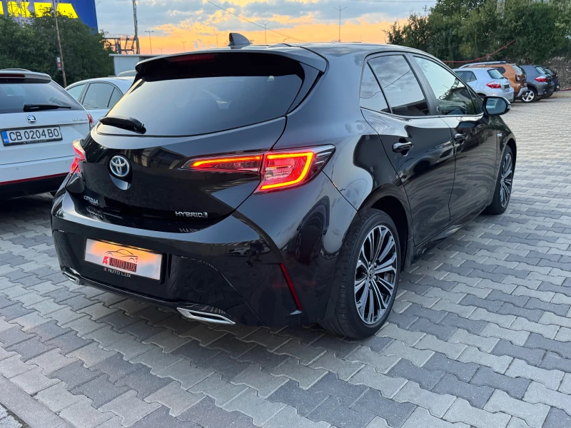 Toyota Corolla 2.0 Хибрид 184к.с. , снимка 14 - Автомобили и джипове - 51421751