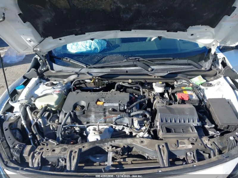 Honda Civic 2.0L I-4 DOHC, VVT, 158HP Front Wheel Drive, снимка 17 - Автомобили и джипове - 53047161