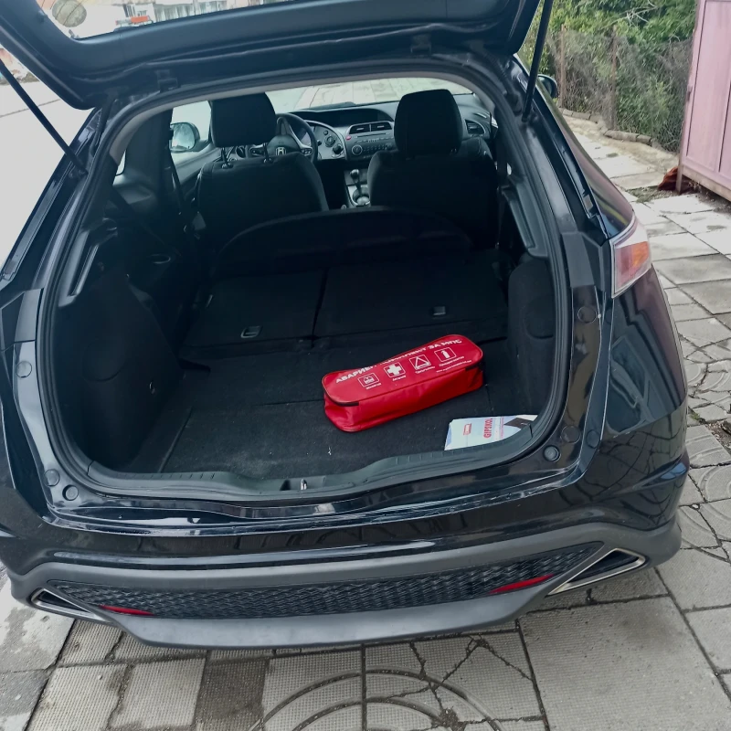 Honda Civic 1.8v-tec, снимка 8 - Автомобили и джипове - 53134814