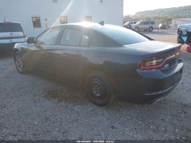 Dodge Charger SXT - изображение 3