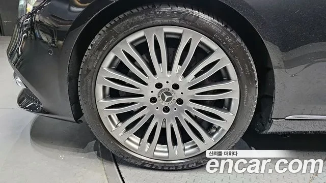 Mercedes-Benz S 560 L 4MATIC, снимка 16 - Автомобили и джипове - 54071585