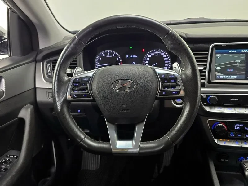 Hyundai Sonata New Rise 1.6 Turbo Smart, снимка 15 - Автомобили и джипове - 55277235