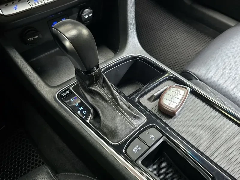 Hyundai Sonata New Rise 1.6 Turbo Smart, снимка 9 - Автомобили и джипове - 55277235