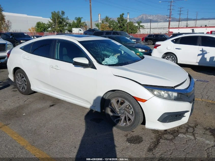 Honda Civic 2.0L I-4 DOHC, VVT, 158HP Front Wheel Drive, снимка 1