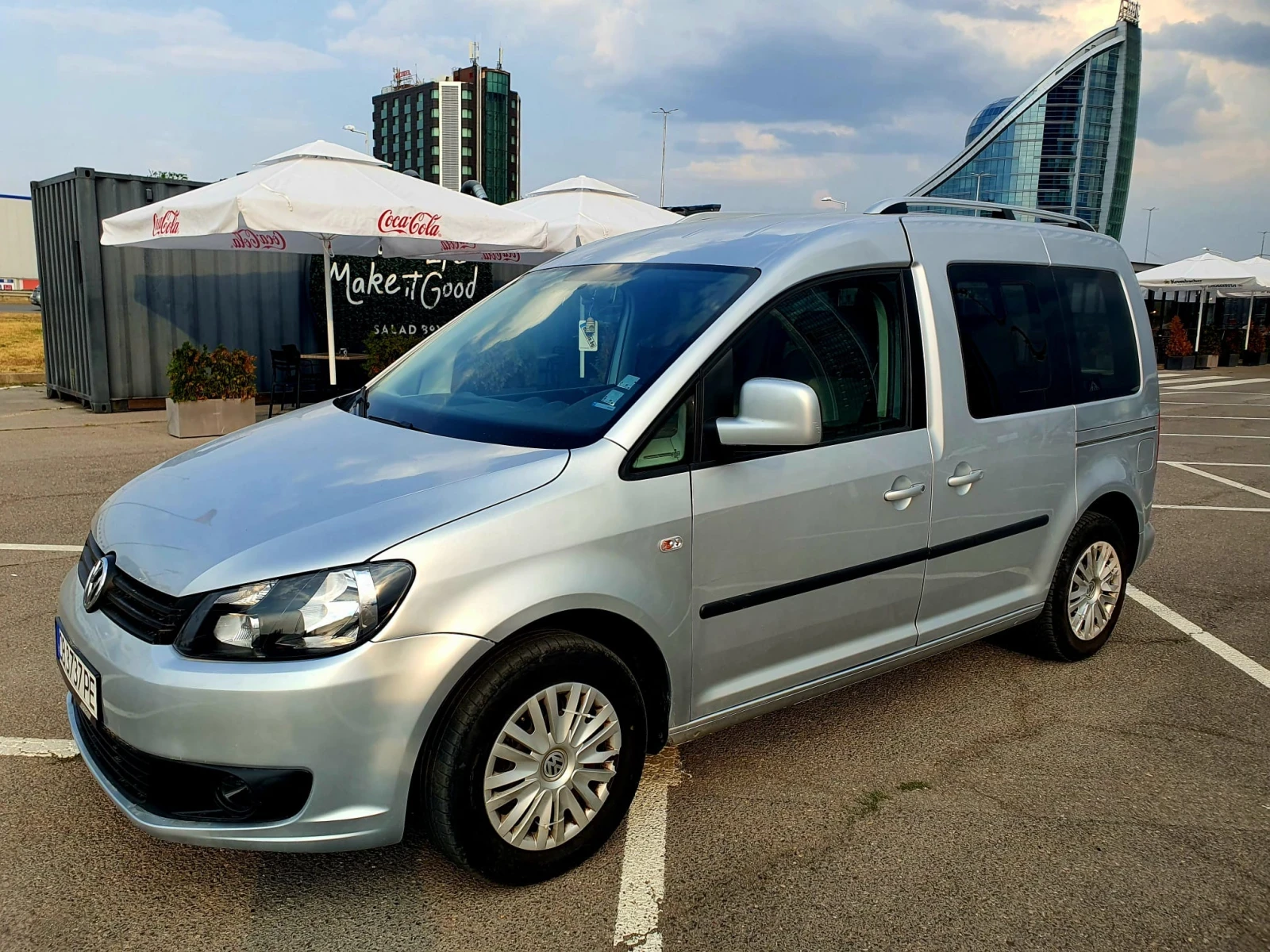 VW Caddy 1.6D  Автоматик  2014g   - изображение 3