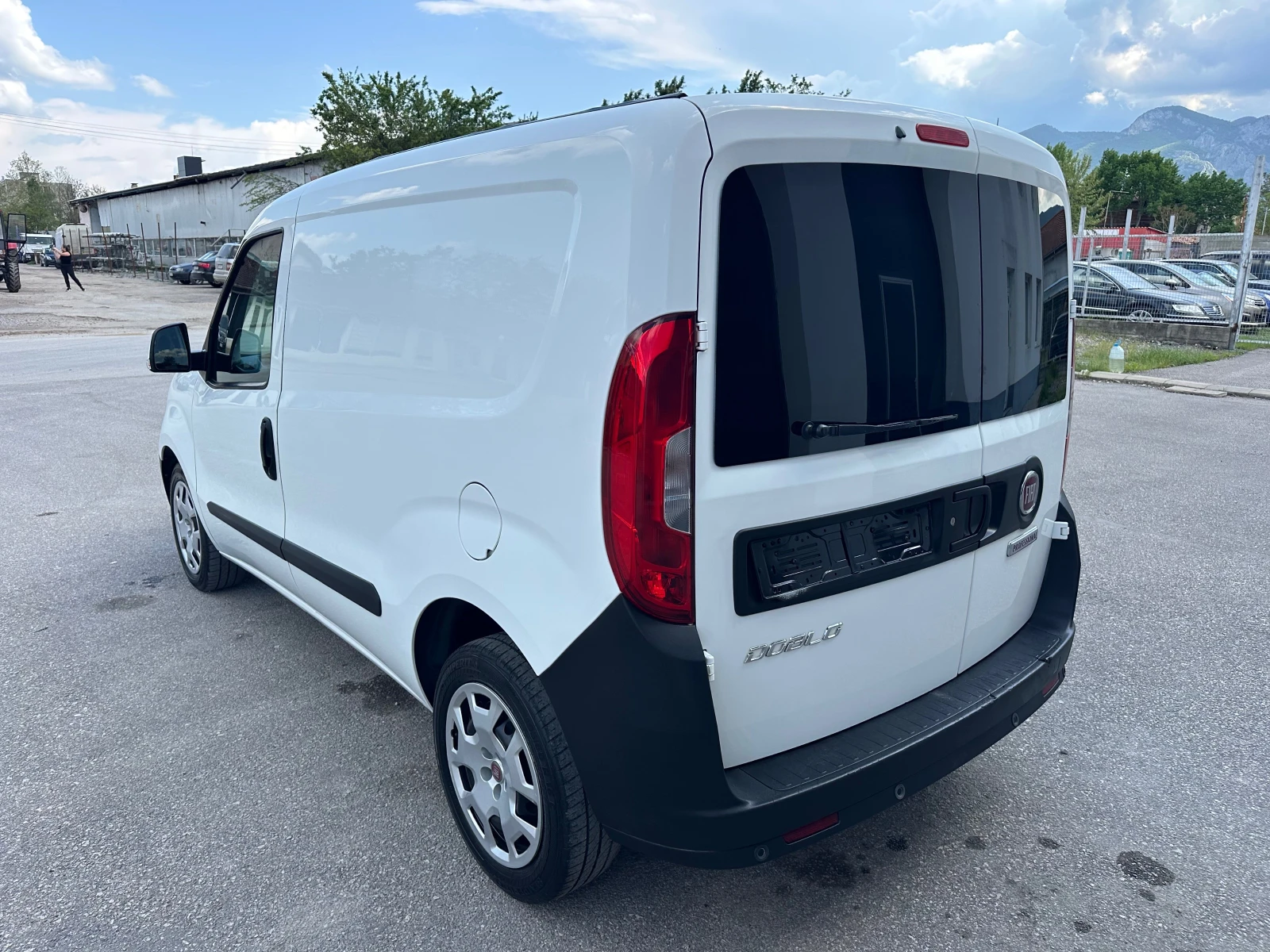 Fiat Doblo 1.3D Euro 6 Италия - изображение 5